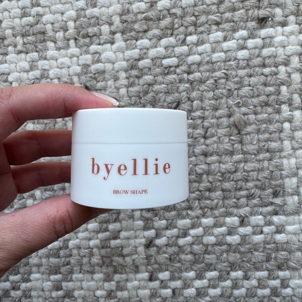 Byellie Eyebrow Shape Wax
